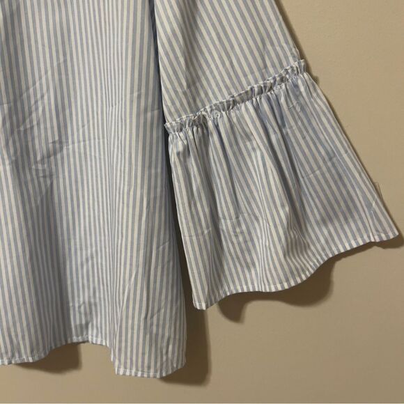 Soho New York & Company Poplin Blue White Pinstripe Bell Sleeve Top Size Medium - Picture 5 of 7